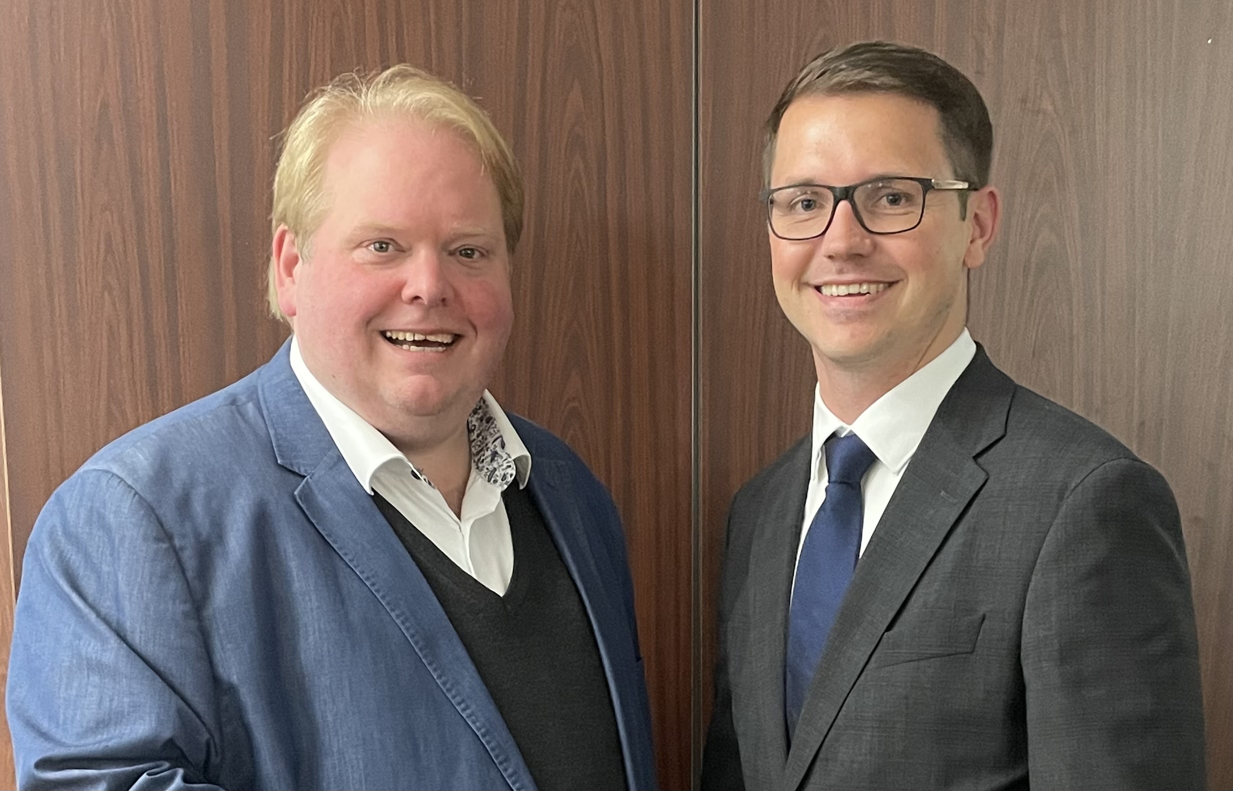 Lars Schmidt-Berg (l.) und Landratskandidat Hendrik Lehners